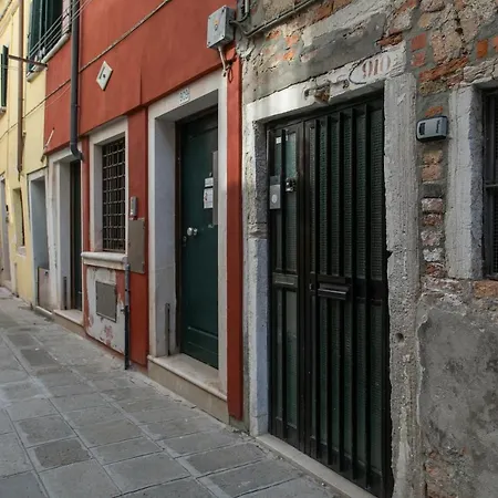 Apartmán Biennale Gallery *