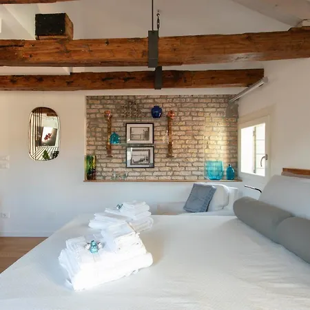 Biennale Gallery Apartment *