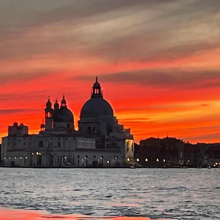 Biennale Gallery Apartment