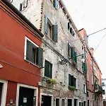 Biennale Gallery *